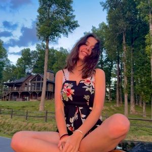 Meet your Posher, Alisha